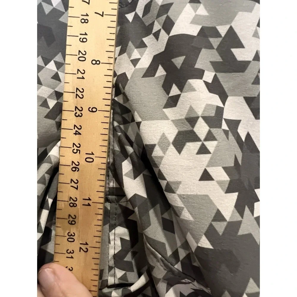 Projek Raw Shorts Mens Large Digital Camo Lined Performance Stretch Athletic